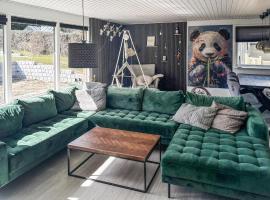 3 Bedroom Awesome Home In Kalundborg, хотел в Калундборг