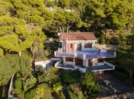 Grande Villa panoramica con accesso diretto alla spiaggia