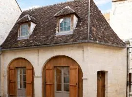 Maison Emily in Senlis by La Boîte En Plus