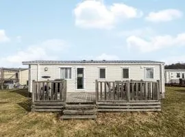 3 Bedroom Stunning Home In Färjestaden