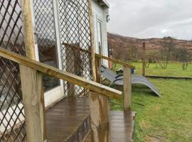 Star Gazer Cabin, Hotel in Inversnaid