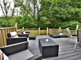 3 Bed in Stepaside oc-fb047