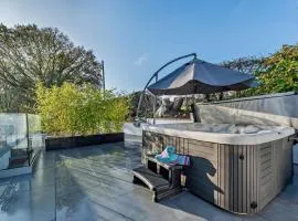 4 Bed in Llandovery oc-90307