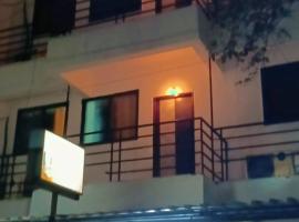 Deluxe United Corporate Stay by Hotelist, hotel en Airoli