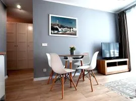 Apartament IKAR - 2 pokojowy przy morzu z balkonem