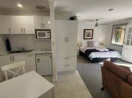 Riesling Trail & Clare Valley Cottages