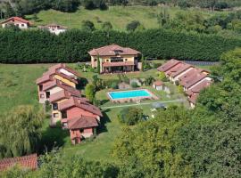 Hotel La Lluriga, hotel a La Galguera