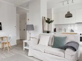 Cozy apartment with terrace - 20 min to Lisbon