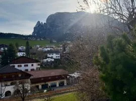 Casa Sciliar Stanza gold con parcheggio privato