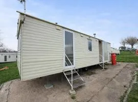 Cosy Caravan At Sand Le Mere Holiday Park, Ref 71009R