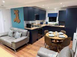 Alfie's Lodge 177, Glan Gwna Caernarfon, hotel a Caeathro