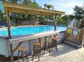 Poolside Palms Paradise
