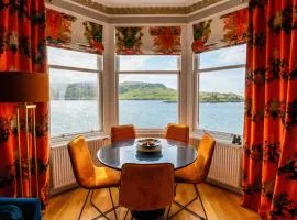 Elegant two bedroom flat Oban Heather Island View