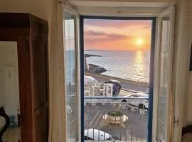 Grecale Camere con Vista