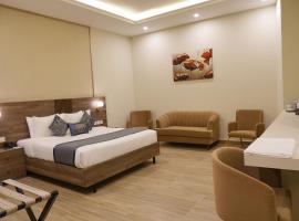 RT Serene Hotel - Larkana, khách sạn ở Lāhori