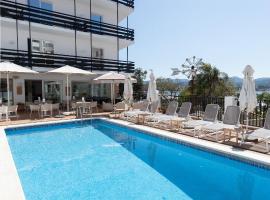 Es Mitjorn Hotel, hotel San Antonióban
