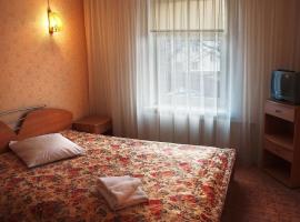 Linovo with FREE Parking, hotel in Rīga