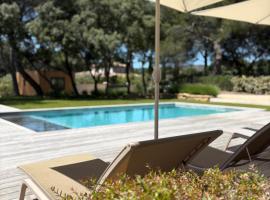 Chambre d'hôtes de La Villa douce - privée & indépendante- Provence, hotel i Pélissanne