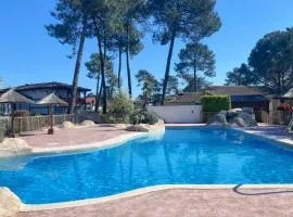 Maison piscine privée et collective Golf Gujan
