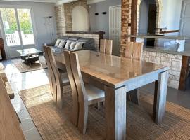 Maison 6 pers avec jardin - Châtellerault, hotel din Châtellerault