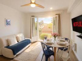 Le Blue Hole - Appartement de charme Digoin، فندق في ديجوا