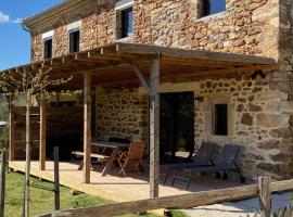 Mas Bô Regard gîte Velours, hotel a Aiguèze