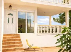 Sunny Villa