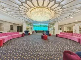 Grand Tuscany Hotel