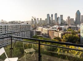 Luxury 9th Floor Penthouse Downtown Free Parking, מלון במונטריאול