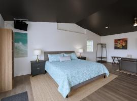 Okangan Sunset Bungalow, khách sạn ở Vernon