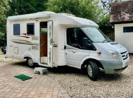 Cosy Motorhome Escape in Surrey