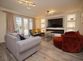 Skelhorn Villa - Air Conditioning, Rugby, Near M6, DHL & Amazon Warehouse