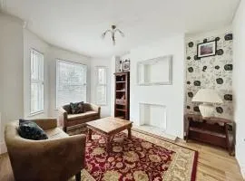 Hill View House - spacious holiday home