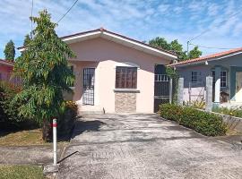 Alquiler de casa en Monagrillo, Chitre, hôtel à Chitré