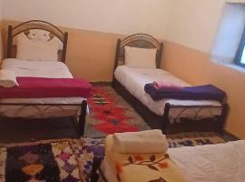 ZAZA Guest house, hotel a Agoudal