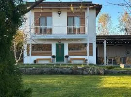 Wanderlust Cottage Avrig