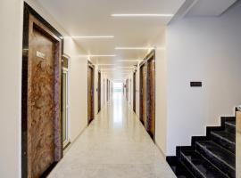 HOTEL O ROYAL GRAND, hotel v mestu Vrindāvan