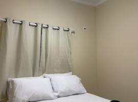 Hotel e Pousada Santa Helena, hotel di Potim