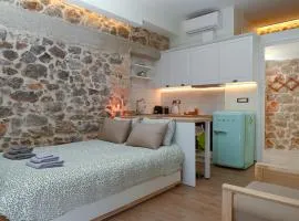 Anthi's apartment