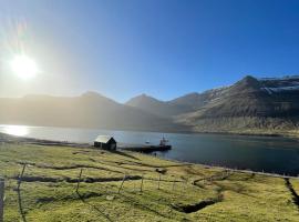 FjordNest Cabin, Hotel in Hvannasund