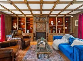 Unique Estate 5 Bedrooms Fire Pit Sleeps 10