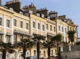 Boats Galore - Torquay Marina 