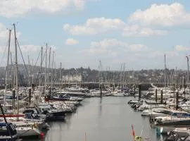 Boats Galore - Torquay Marina 