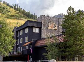 Red Wolf Lodge at Olympic Valley, hotel in Olympic Valley
