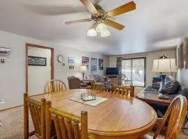 Golf Course Retreat - Pool Access Lake Views