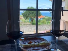 Casa TODAH, Playas y montañas