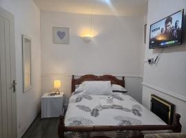 Seraphic Homes Medway Kent, hotel i Gillingham