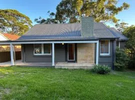 Lindfield 4 Bedroom Cottage House