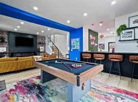 PoolTable - Hot Tub - FirePit - Games - Bunk Slide - Wet Bar