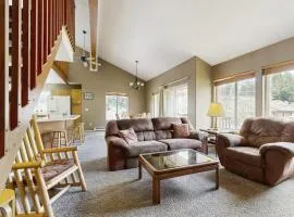 McCall Retreat with Pool Hot Tub & Fitness